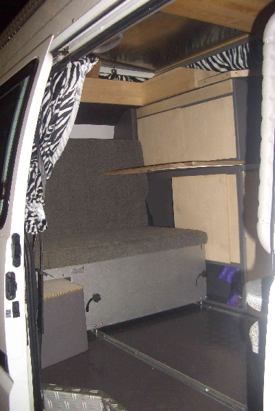 L300 Innenausbau Schiebesitzbank Aufstelldach Hubdach Klappdach